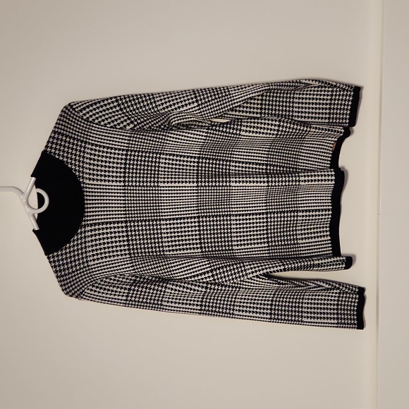 NWOT T Tahari  Houndstooth Black-White Sweater Mock Neck Long Sleeve Size XL - Picture 1 of 6